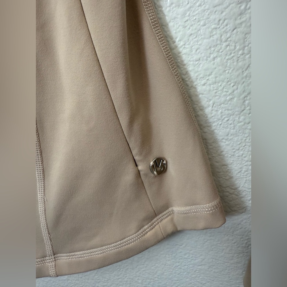 BuffBunny Open Back Zip Up Athletic Jacket Thumbholes Tan Slimming Gym Small - Picture 3 of 9